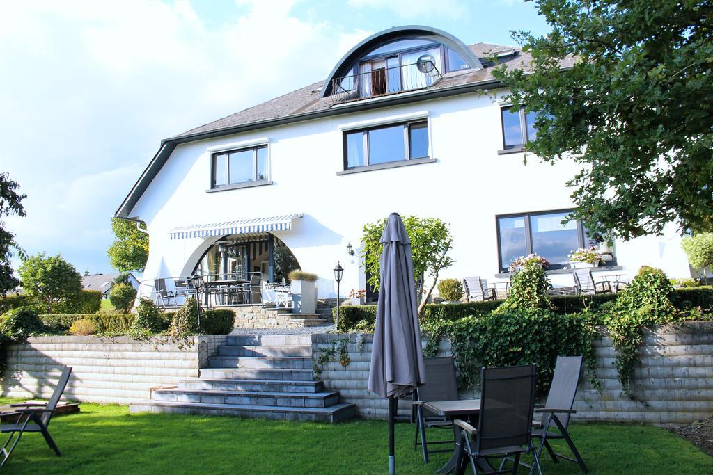 Les Alisiers Hotell Nadrin Exteriör bild