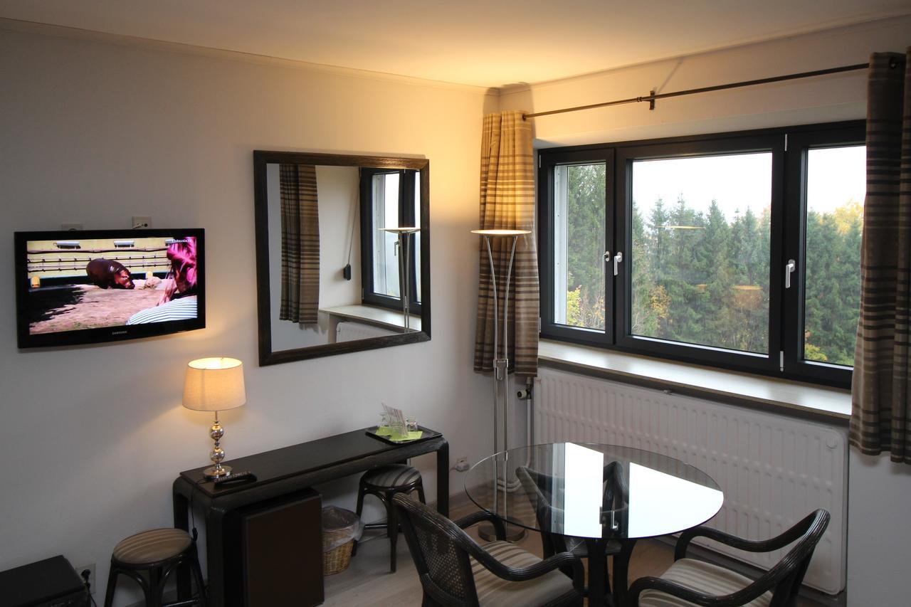 Les Alisiers Hotell Nadrin Exteriör bild